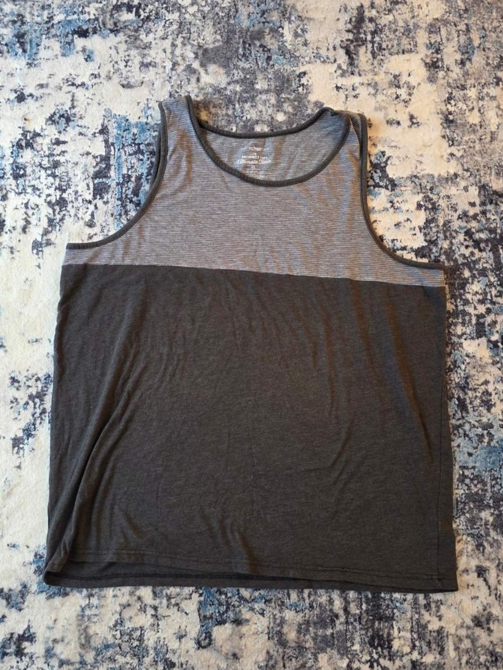 💥💥5 For $25💥💥 urban pipeline Two-Tone Gray & Light Gray Tank Top